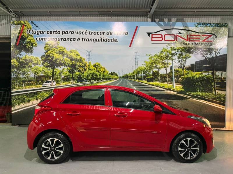 HYUNDAI - HB20 - 2013/2013 - Vermelha - R$ 44.990,00