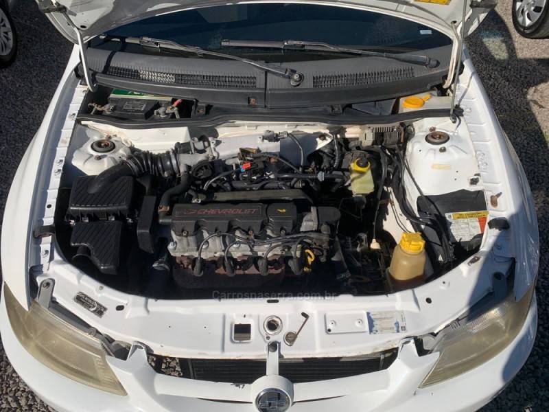CHEVROLET - CELTA - 2002/2003 - Branca - R$ 13.990,00