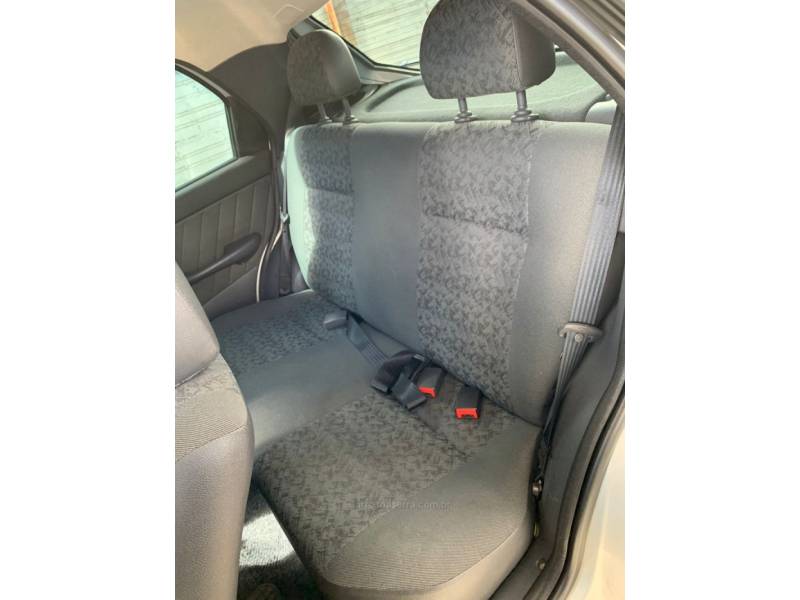 FIAT - PALIO - 2009/2010 - Prata - R$ 25.990,00