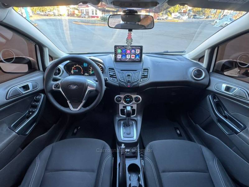 FORD - FIESTA - 2014/2014 - Branca - R$ 45.990,00