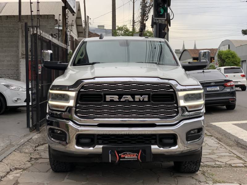 RAM - 2500 LARAMIE - 2018/2019 - Branca - R$ 329.990,00