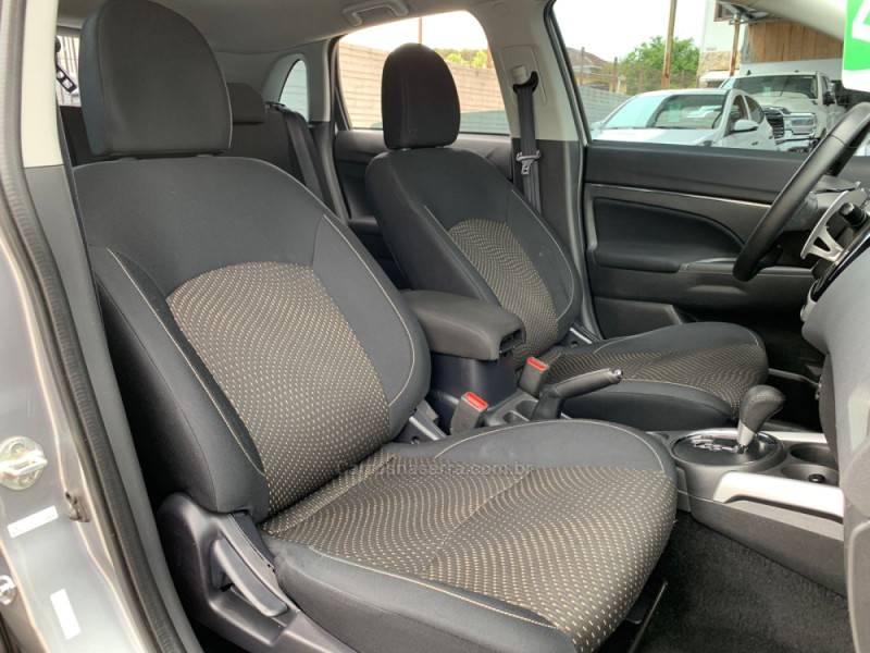 MITSUBISHI - OUTLANDER - 2020/2021 - Cinza - R$ 118.990,00