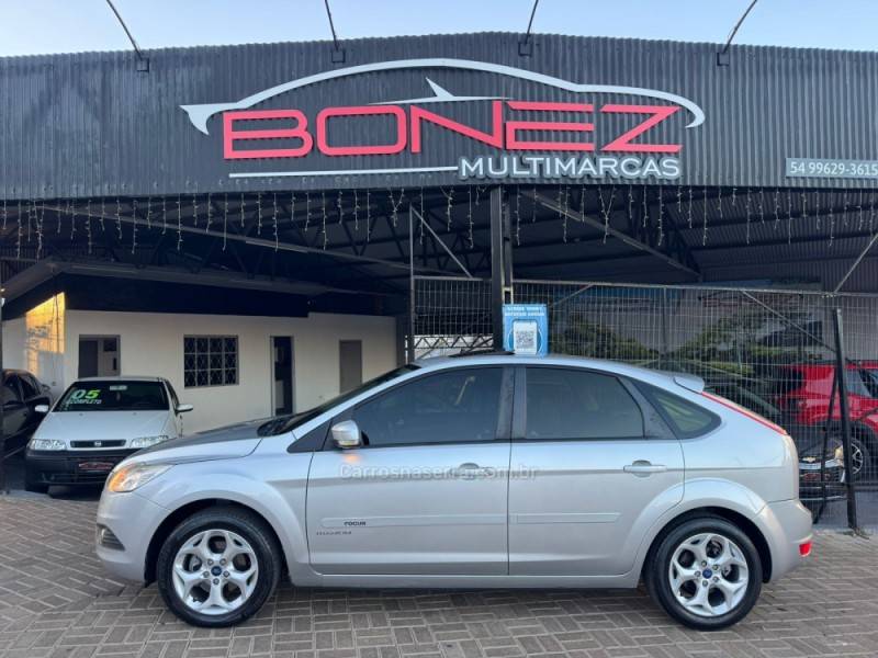 FORD - FOCUS - 2013/2013 - Prata - R$ 52.990,00