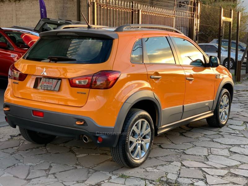 MITSUBISHI - ASX - 2015/2016 - Laranja - R$ 77.990,00