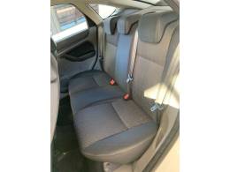FORD - FOCUS - 2011/2012 - Branca - R$ 42.990,00