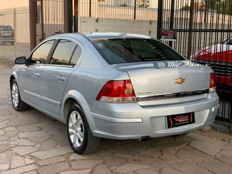 CHEVROLET - VECTRA - 2010/2011 - Prata - R$ 40.990,00
