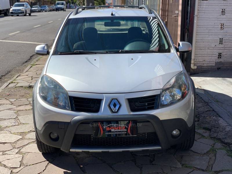 RENAULT - SANDERO - 2009/2010 - Prata - R$ 32.990,00