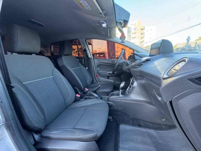 FORD - FIESTA - 2014/2014 - Branca - R$ 45.990,00