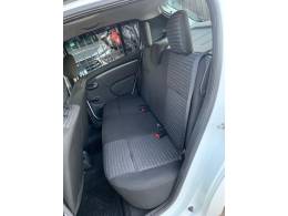 RENAULT - SANDERO - 2012/2013 - Branca - R$ 37.990,00