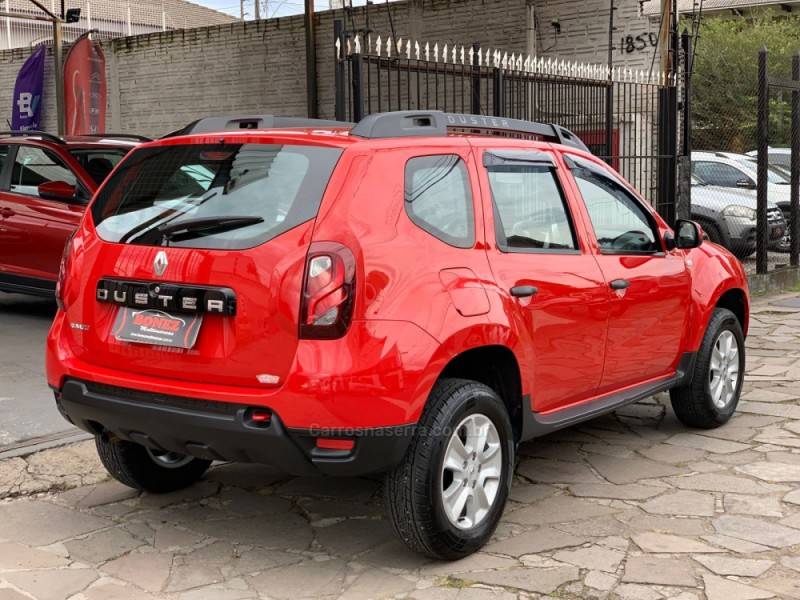 RENAULT - DUSTER - 2015/2016 - Vermelha - R$ 67.990,00