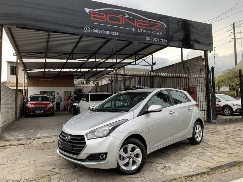 HYUNDAI - HB20 - 2015/2016 - Prata - R$ 74.990,00