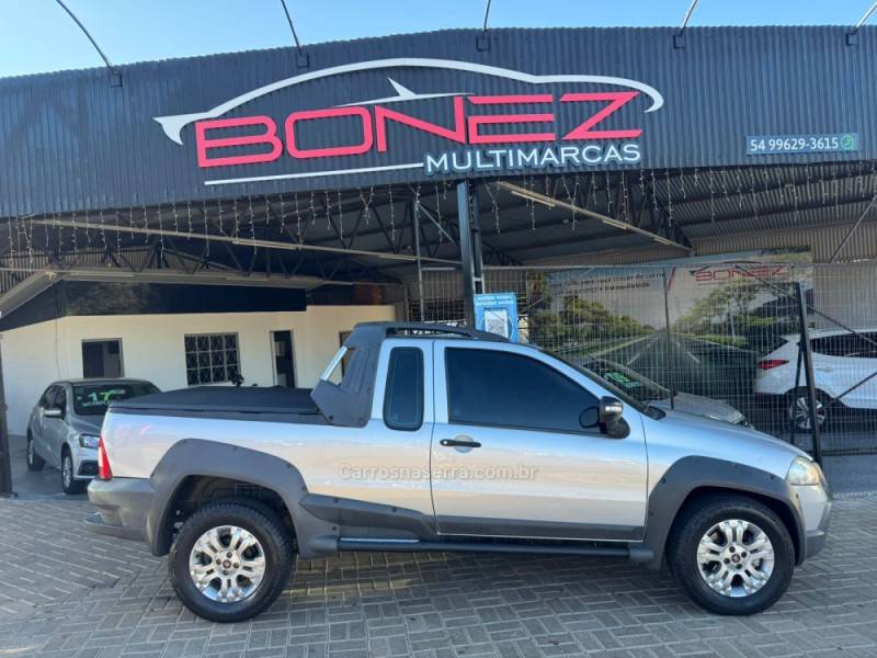 FIAT - STRADA - 2011/2011 - Prata - R$ 47.990,00