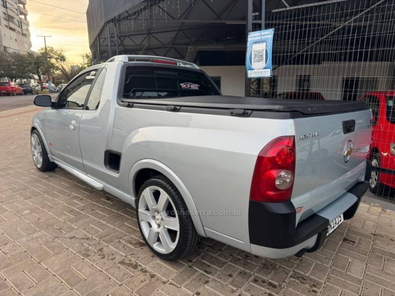 CHEVROLET - MONTANA - 2008/2009 - Prata - R$ 46.990,00