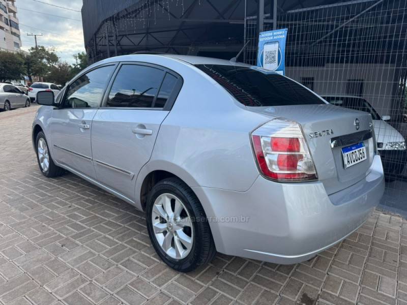 NISSAN - SENTRA - 2012/2012 - Prata - R$ 39.990,00