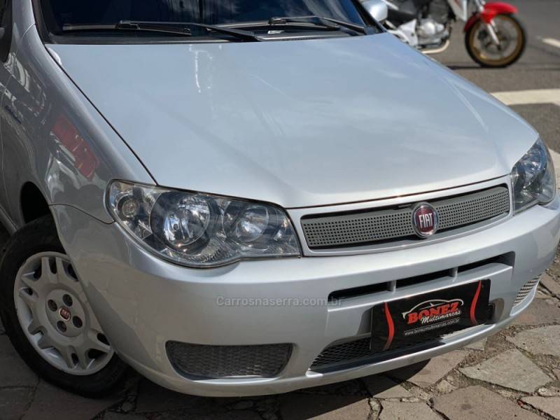 FIAT - PALIO - 2009/2010 - Prata - R$ 25.990,00
