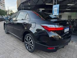TOYOTA - COROLLA - 2018/2018 - Preta - R$ 106.990,00