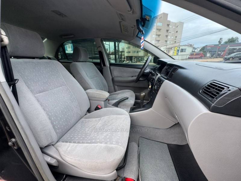 TOYOTA - COROLLA - 2005/2005 - Preta - R$ 39.990,00