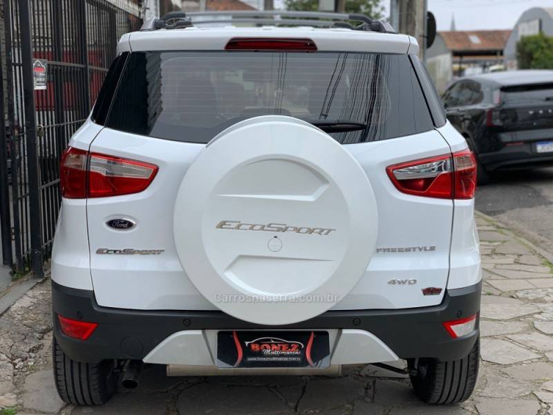 FORD - ECOSPORT - 2013/2014 - Branca - R$ 62.990,00