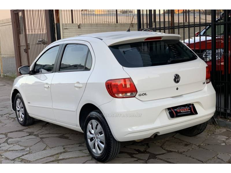 VOLKSWAGEN - GOL - 2012/2013 - Branca - R$ 39.990,00
