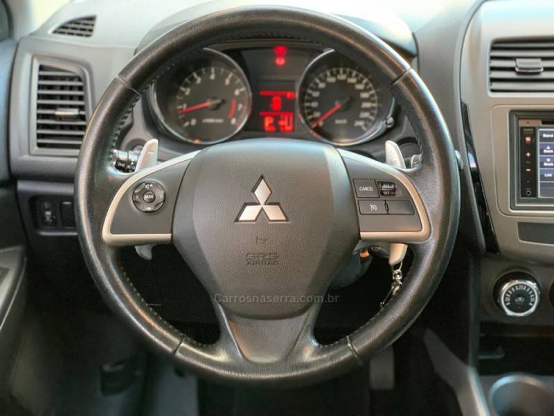MITSUBISHI - ASX - 2015/2016 - Laranja - R$ 77.990,00