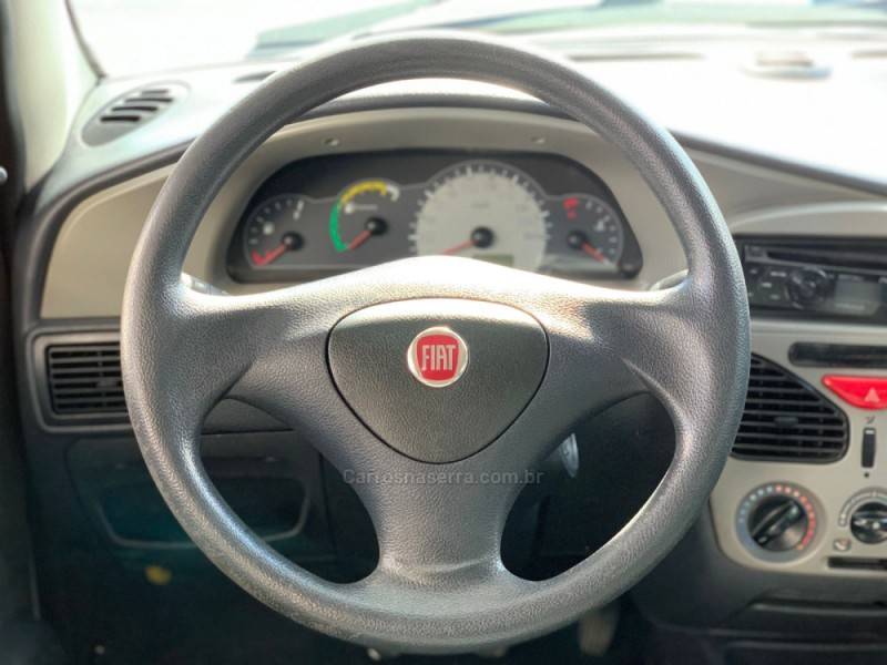 FIAT - PALIO - 2009/2010 - Prata - R$ 25.990,00