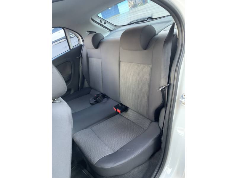 VOLKSWAGEN - GOL - 2012/2013 - Branca - R$ 39.990,00