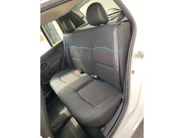 RENAULT - CLIO - 2014/2015 - Branca - R$ 35.990,00
