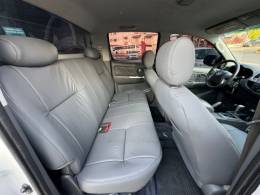 TOYOTA - HILUX - 2013/2013 - Branca - R$ 138.990,00