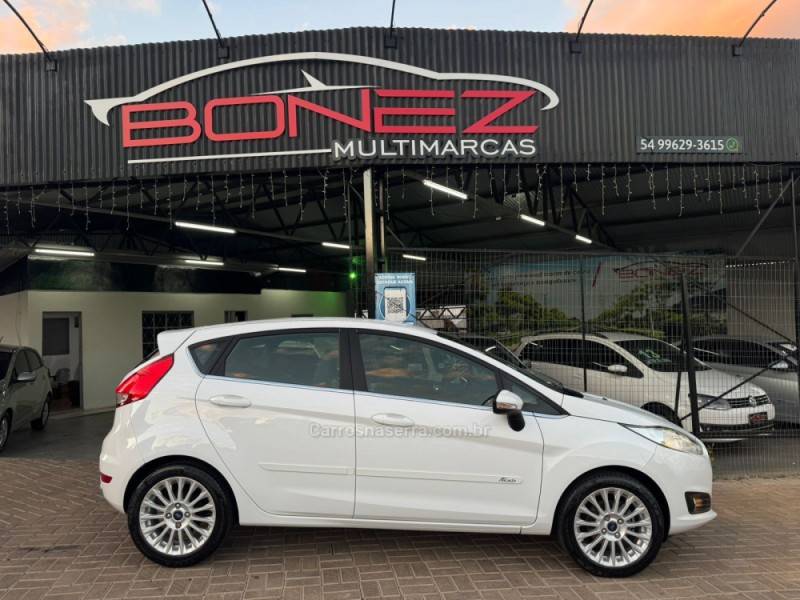 FORD - FIESTA - 2014/2014 - Branca - R$ 50.990,00