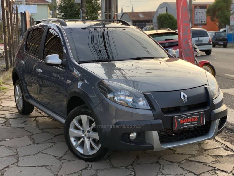 RENAULT - SANDERO - 2012/2013 - Cinza - R$ 42.990,00