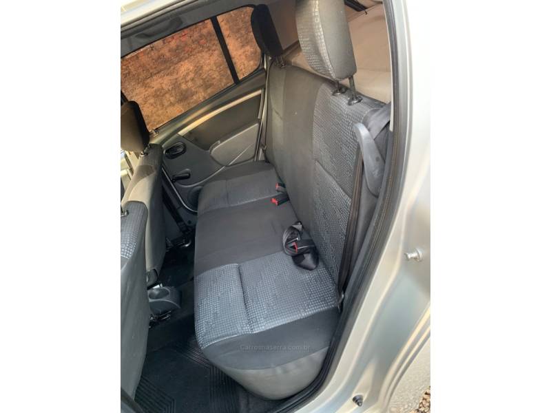 RENAULT - SANDERO - 2008/2009 - Prata - R$ 27.990,00