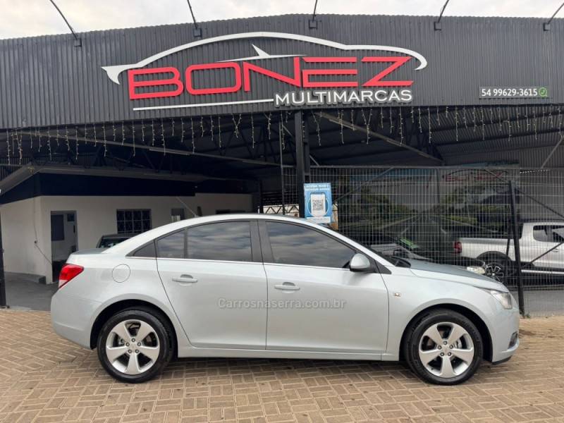 CHEVROLET - CRUZE - 2012/2012 - Prata - R$ 54.990,00
