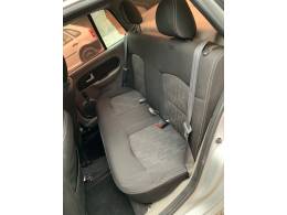 RENAULT - SYMBOL - 2010/2011 - Prata - R$ 24.990,00