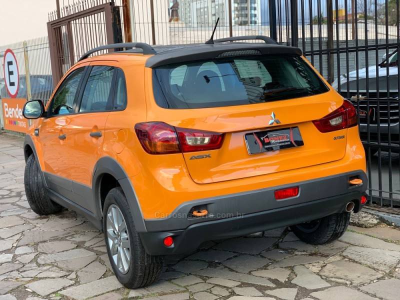 MITSUBISHI - ASX - 2015/2016 - Laranja - R$ 77.990,00