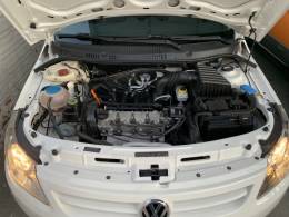 VOLKSWAGEN - SAVEIRO - 2010/2011 - Branca - R$ 44.990,00