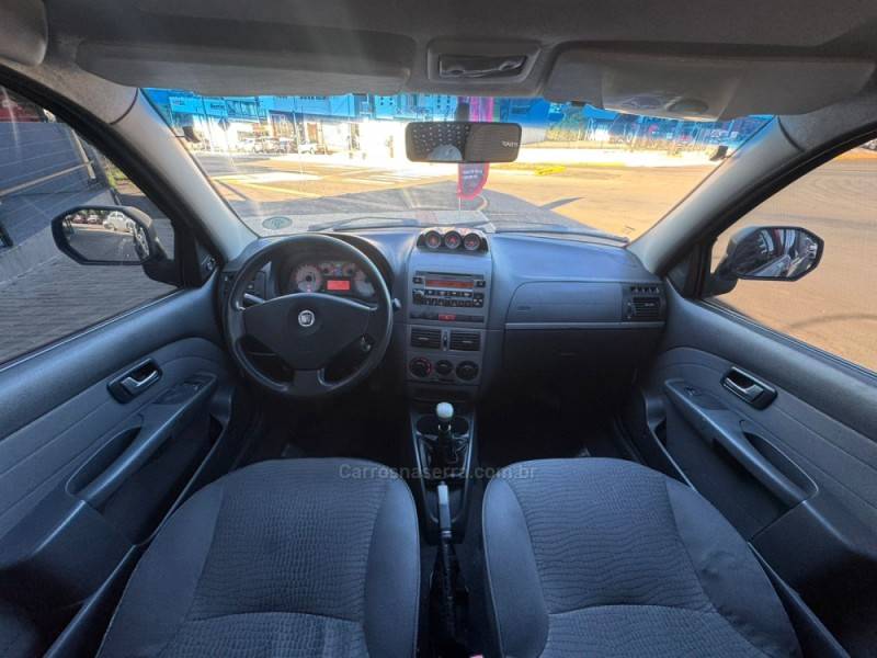 FIAT - STRADA - 2011/2011 - Prata - R$ 47.990,00
