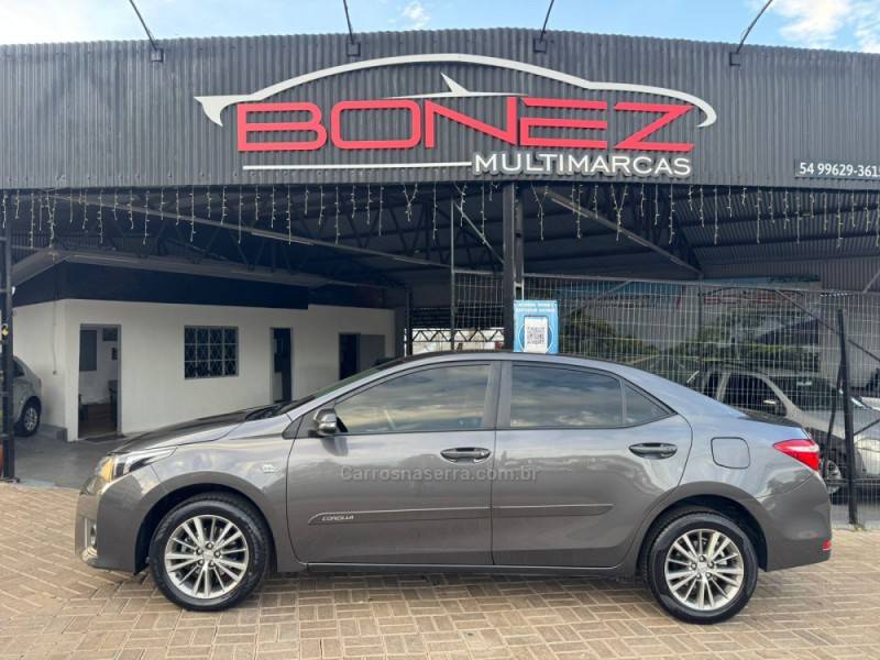 TOYOTA - COROLLA - 2015/2015 - Cinza - R$ 87.990,00