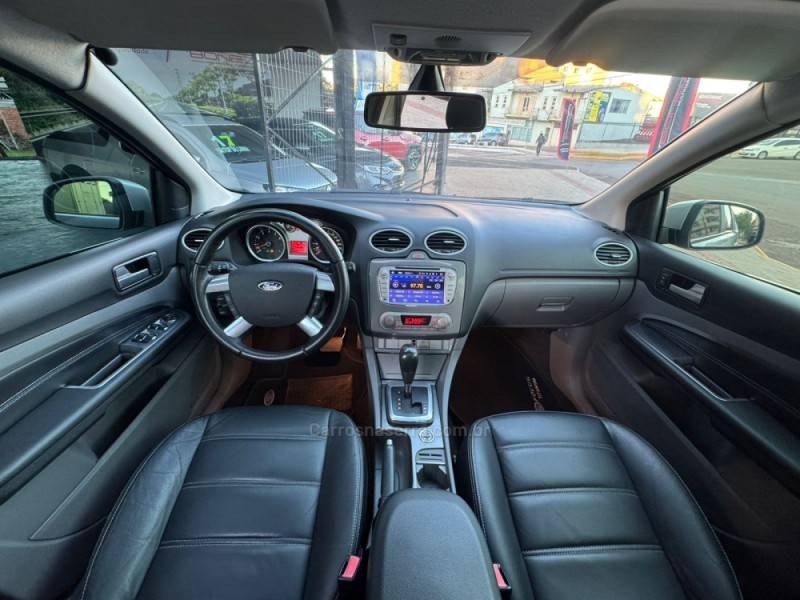 FORD - FOCUS - 2013/2013 - Prata - R$ 52.990,00