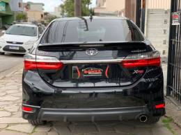 TOYOTA - COROLLA - 2017/2018 - Preta - R$ 105.990,00
